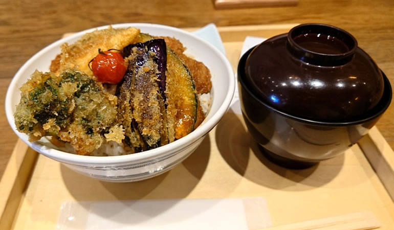 野菜ヒレカツ丼