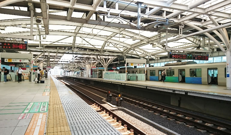 石神井公園駅のホーム